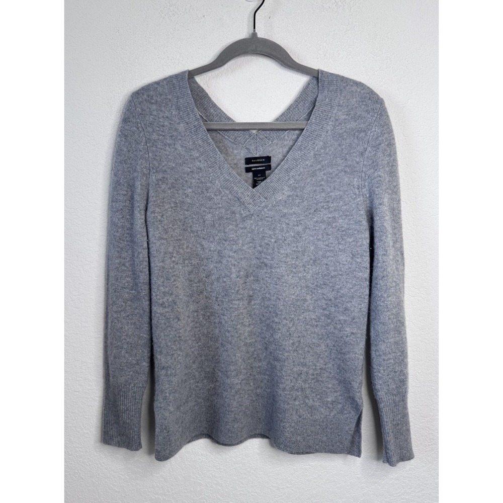 Halogen 100% Cashmere Gray V-Neck Sweater Pullover Womens XS Quiet Luxury Preppy